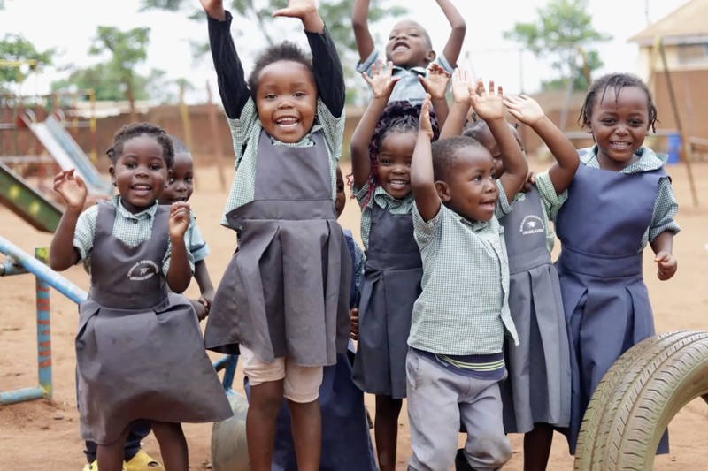 Malawi – Zikomo Foundation - glückliche Kinder