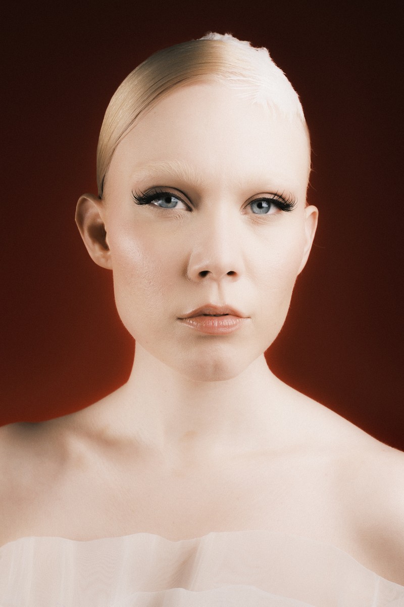 Photographer: Tan Vuong @twision 
Makeup: Sanni Sääski @sannivalpuri 
Hair: Sanna Thelin @sanna_thelin + team: @cityhairhelsinki , @styled.bylinda , @katariina.vs , @tuulajaaskelainen 
Bts photographer: @angeliina.gg