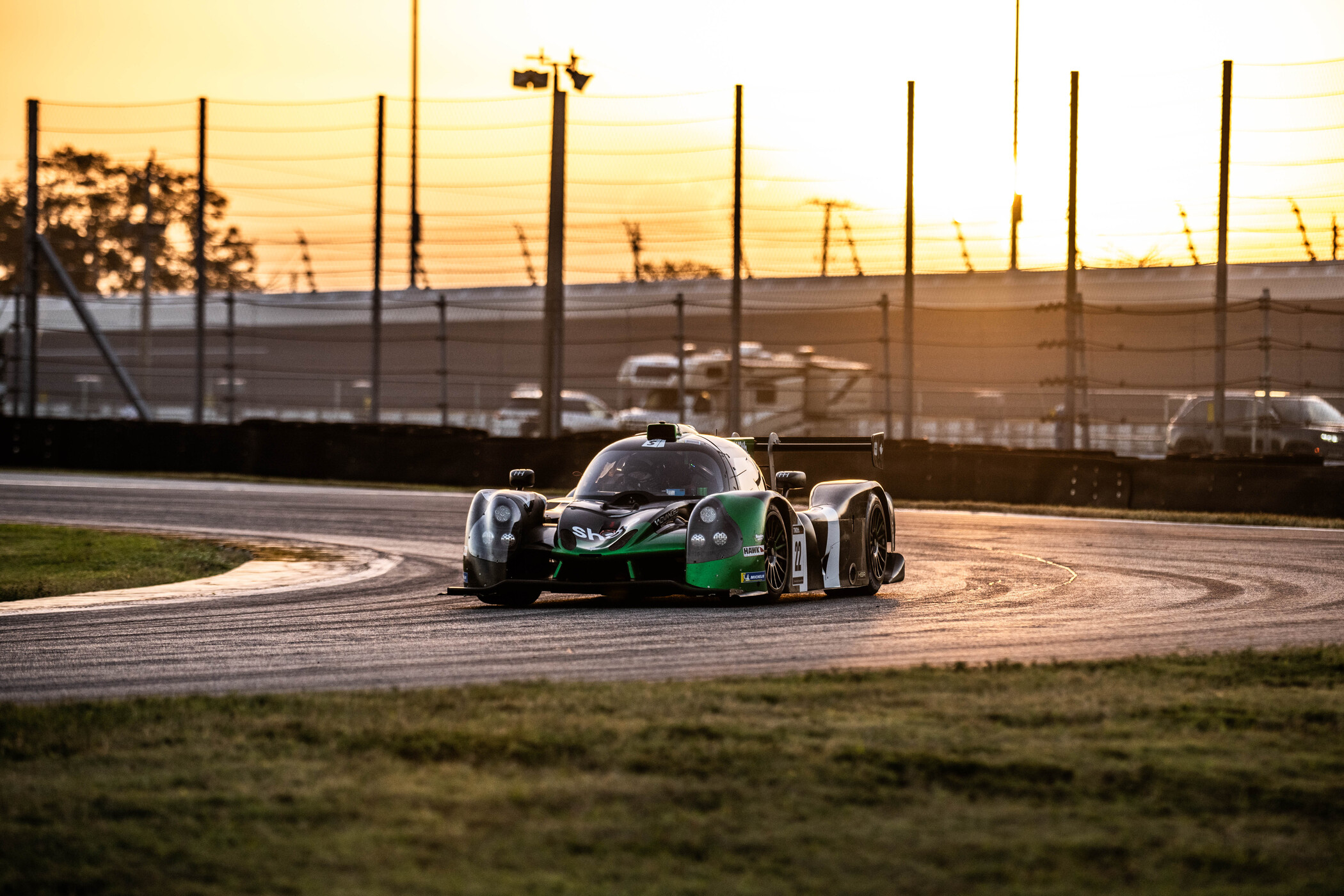 Home [twothautosport.com]