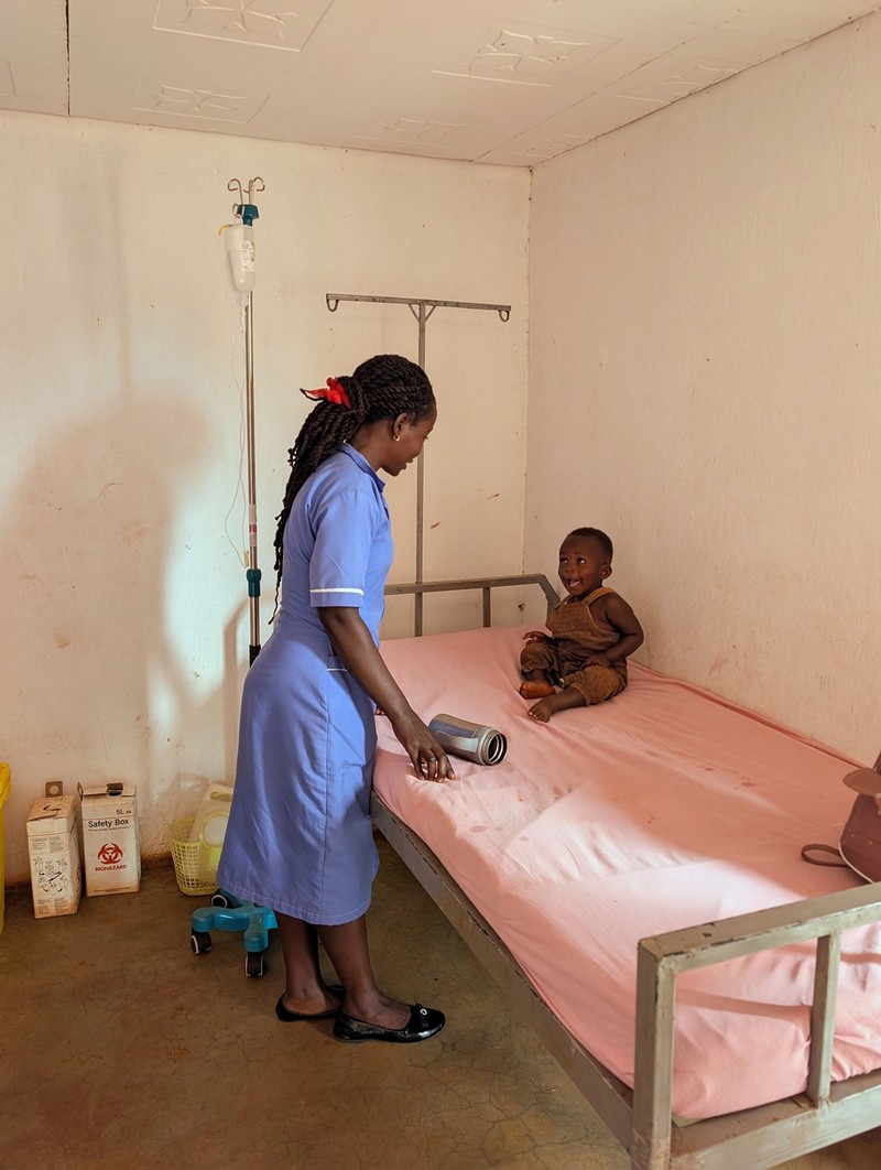 Verein Sivera - Uganda - Kleinkind im Spital