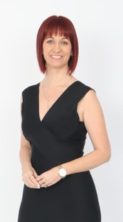 Bree Stedman, women's emotional breakthrough specialist and author of Own Your BS®, based in Newcastle NSW Australia, professional shot