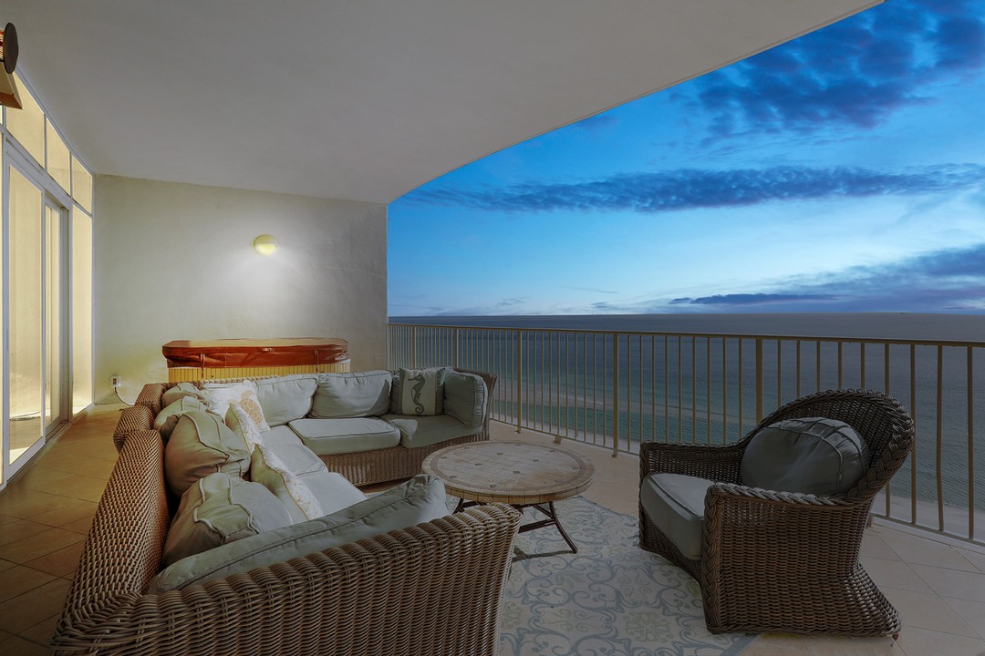 tp Unit1109C Balcony1