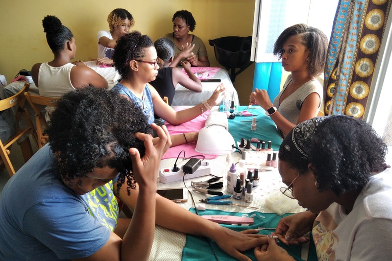 CABO VERDE Stiftung für Bildung - Kapverden - Schönheitssalon