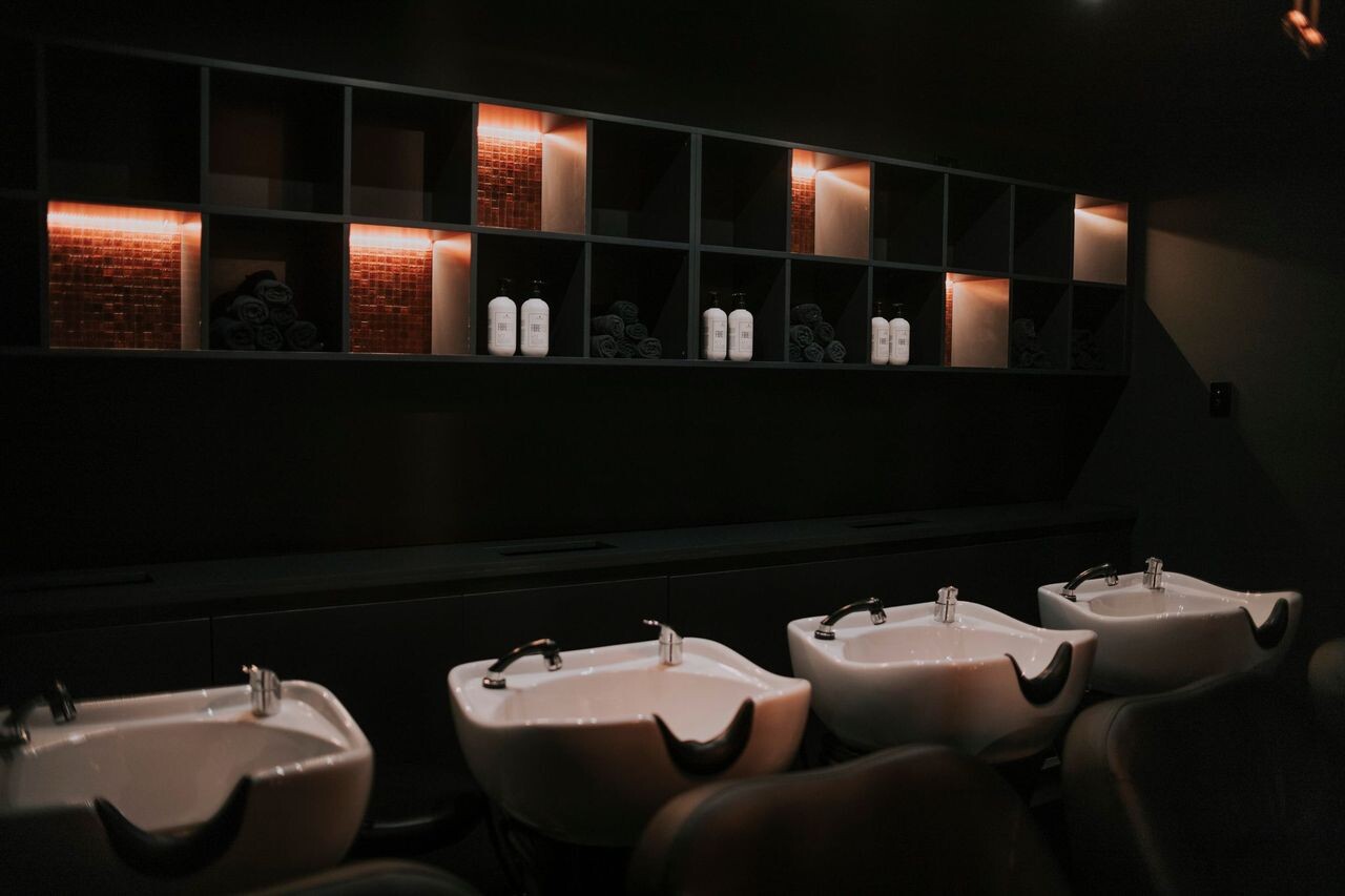 Salon interior
