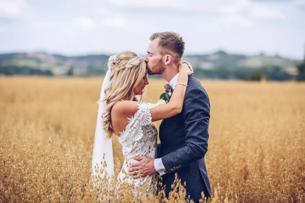 Relaxed and natural wedding portraits created by an experienced South Wales wedding photographer for modern couples.