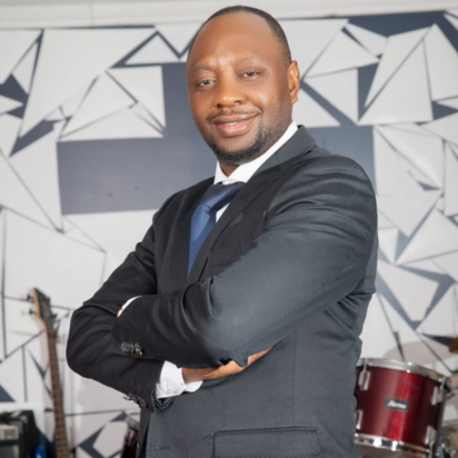 Meeting of two colleagues