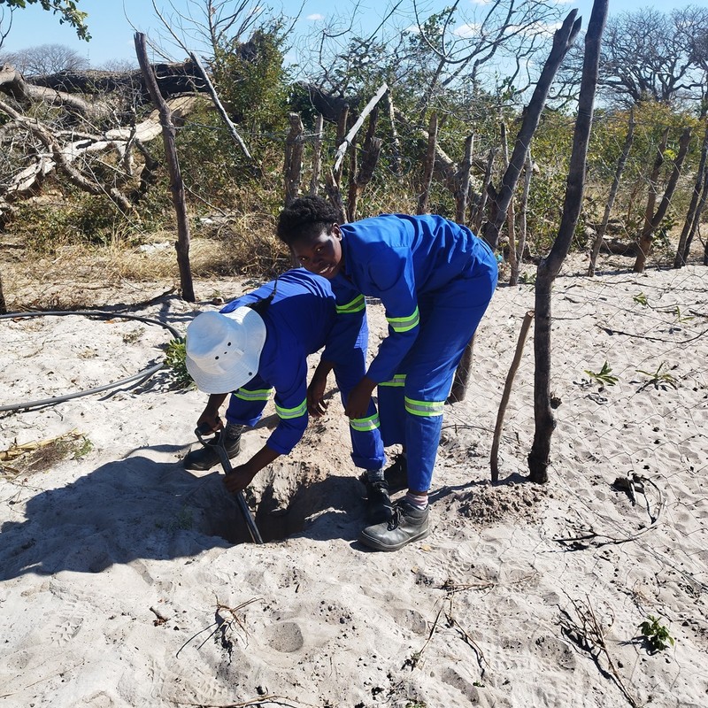 Namibia – Verein Freunde von Dipupo - Garten vorbereiten