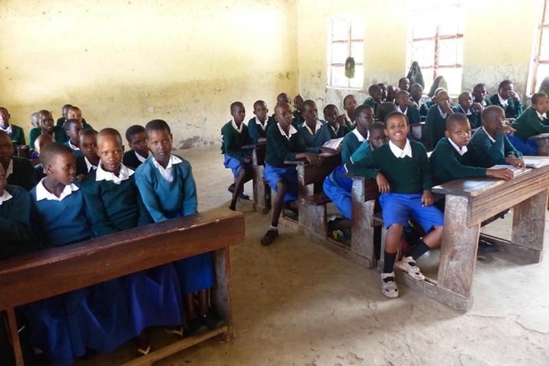 Tansania – Association Elewa-Africa - Primarschulklasse