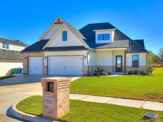 10408 SW 51 ST. Mustang, OK
