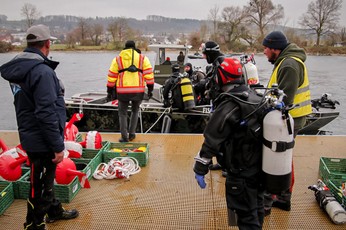 Abfalltaucher Schweiz - Cleaning water bodies