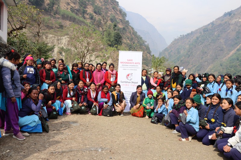 Sambhav Nepal SAFE MOONDAYS - Frauen und Mädchen von Dharche