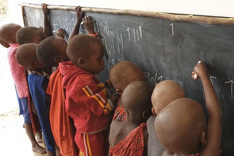 Tansania – Association Elewa-Africa - Schulunterricht