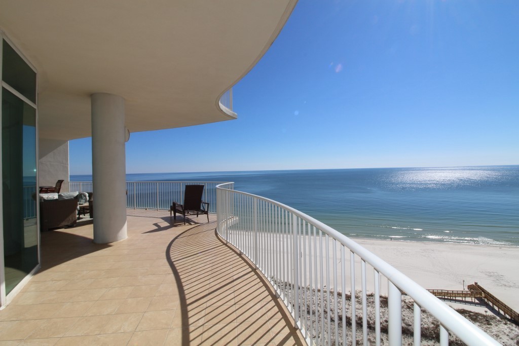 tp Unit1109C Balcony2