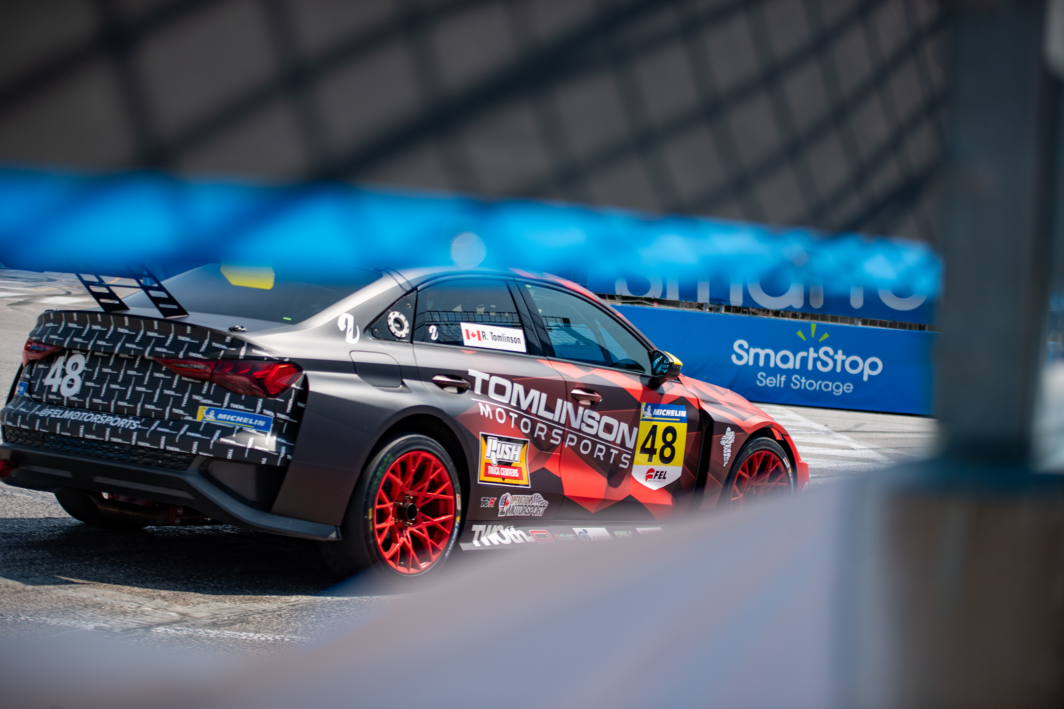 Home [twothautosport.com]